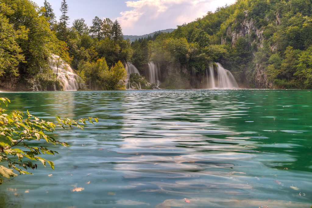 plitvice-lakes-park-waterfalls