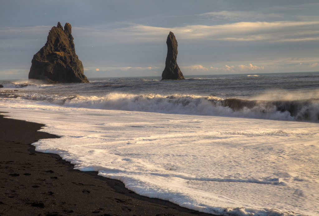 rock-formations-black-sand-beach-vik-iceland