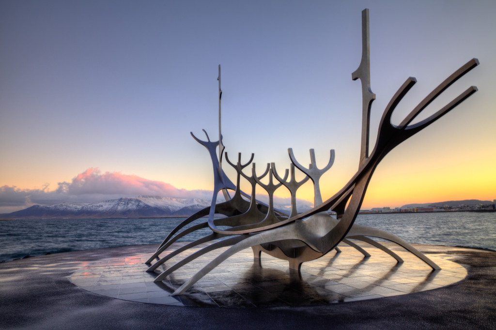 sun-voyager-sculpture-reykjavik-iceland