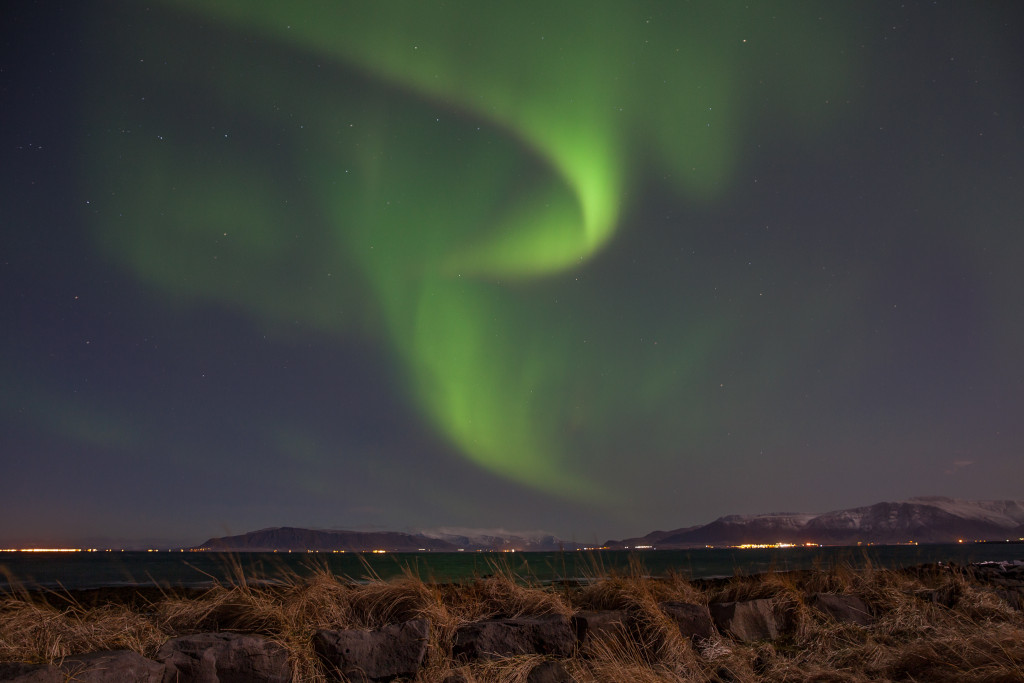 northern-lights-iceland-aurora-borealis